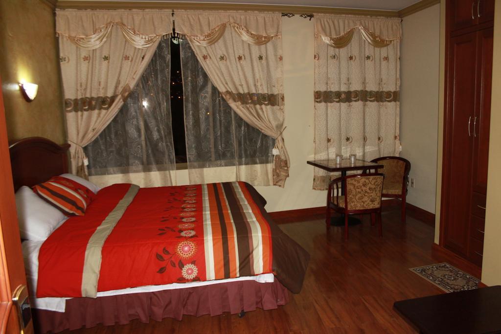 Golden Palace La Paz Phòng bức ảnh